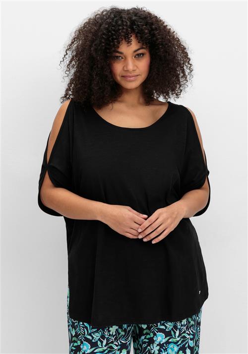 Se SHEEGO Shirts  sort ved About You