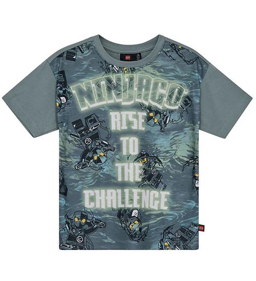 Se LEGOÂ® Ninjago T-shirt - LwTaffy 308 - Lysegrøn m. Print hos KidsWorld