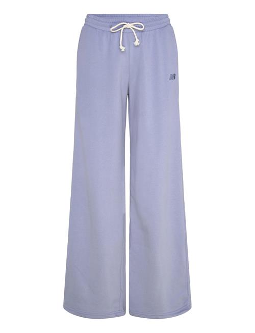 Se Coastal Fleece Pant New Balance Blue ved Booztlet