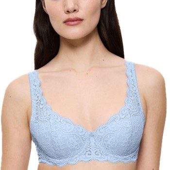 Triumph Bh Amourette Wired Bra With Lace Lyseblå D 90 Dame
