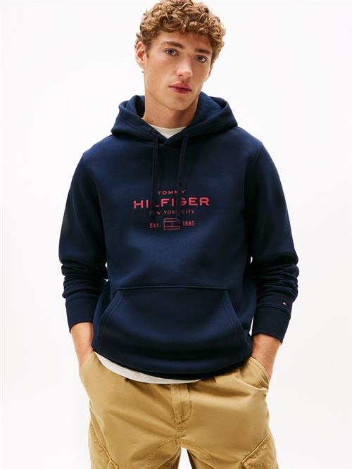 Se OVAL GRAPHIC HOODIE hos Din tøjmand
