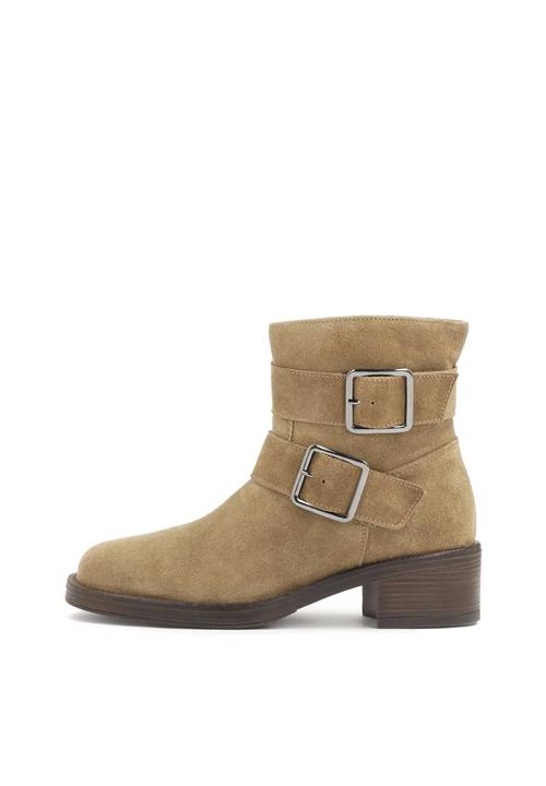Kazar Boots  camel