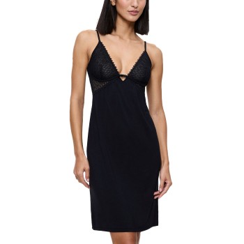 Triumph Aura Spotlight Nightdress Sort modal 36 Dame