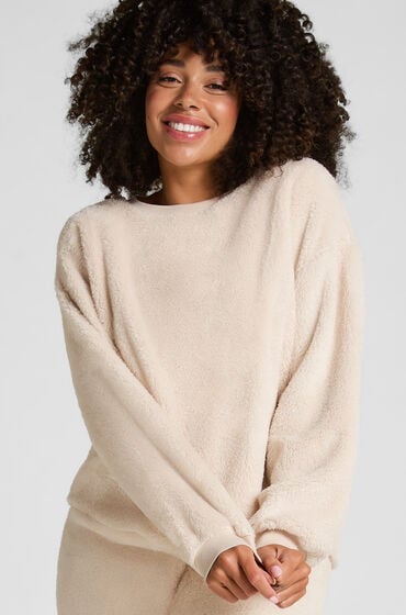 Se Hunkemöller Langærmet top i blød fleece Beige ved Hunkemøller