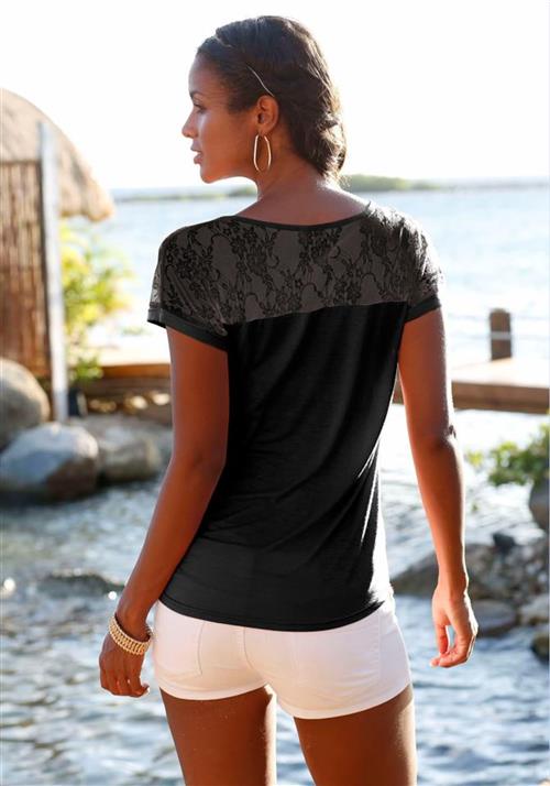 Se LASCANA Shirts  sort hos About You