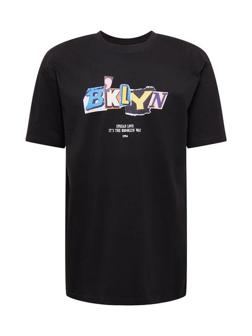 MT Upscale Bluser & t-shirts 'Brklyn'  grå / mørkegrå / rød / sort