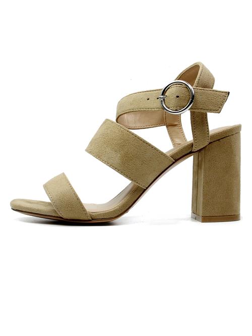 Se Celena Pumps 'Charlyn'  camel ved About You