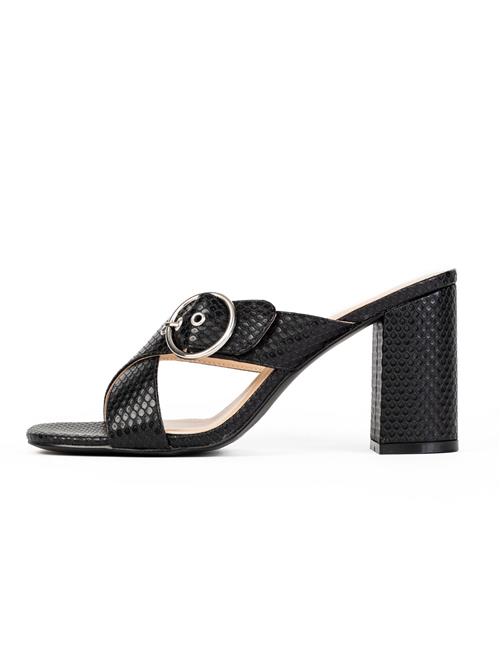 Celena Pantoletter 'Chene'  sort