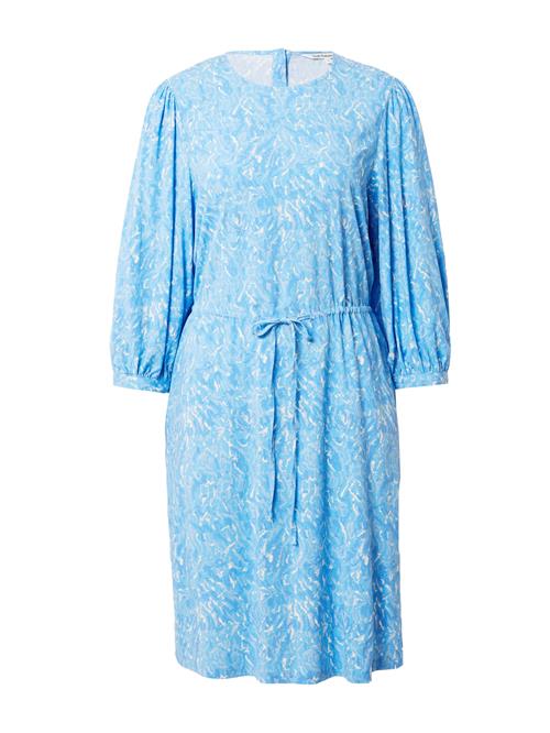 Se Soft Rebels Kjole 'Briella'  azur / lyseblå / offwhite ved About You