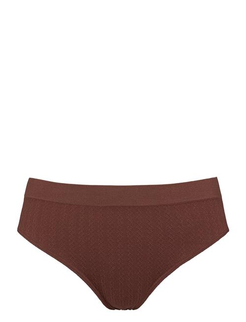 Lucia Tai Twist Missya Brown