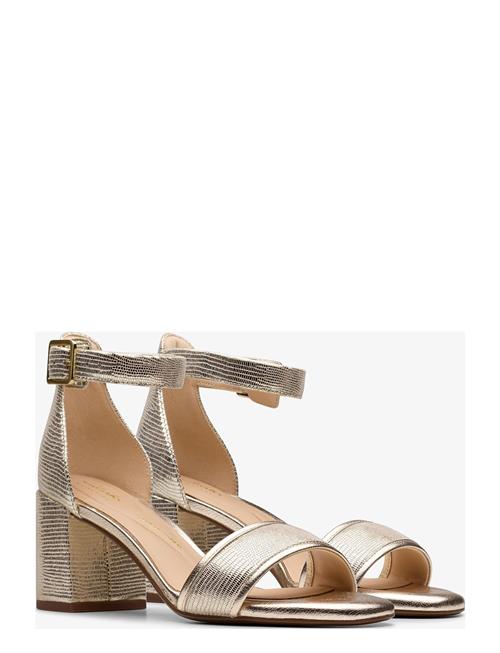 Ezoria Mae D Clarks Gold