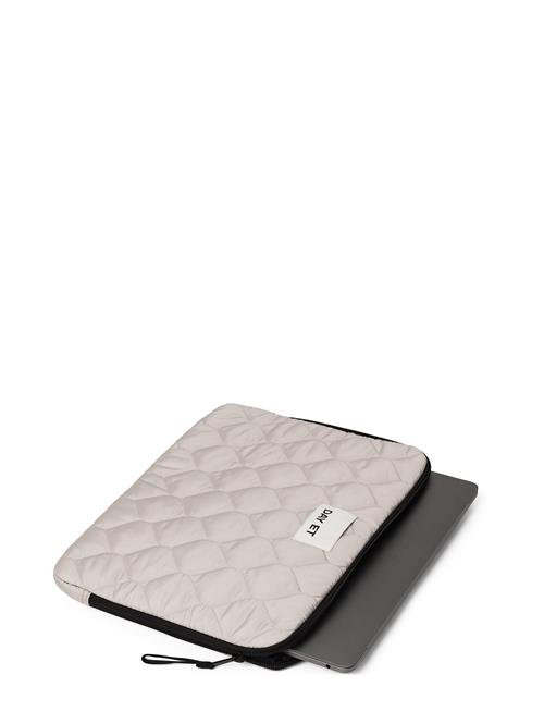 Day Gweneth Re-Q Dash Folder13 DAY ET Grey