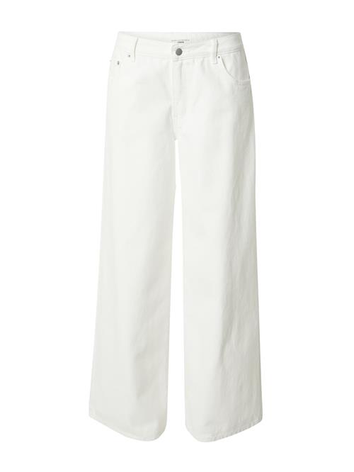 Se ABOUT YOU x Marie von Behrens Jeans 'Tilda'  hvid ved About You