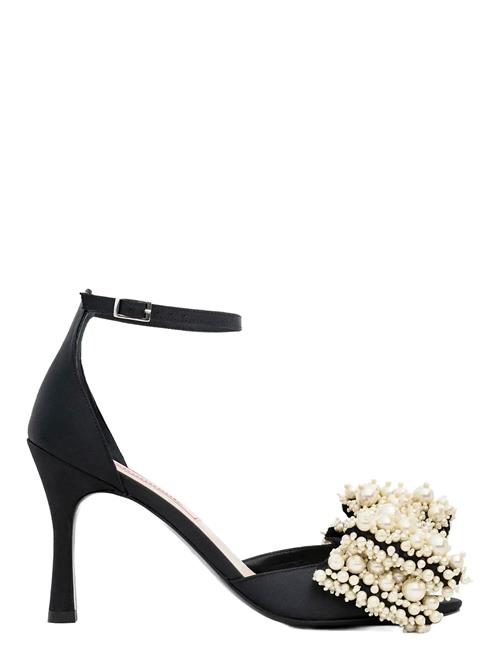 Iconic Pearl Bow Custommade Black