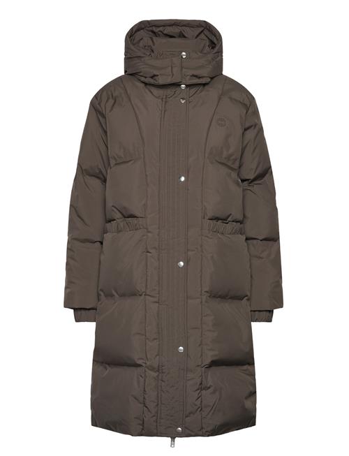 Lr-Mona Levete Room Brown