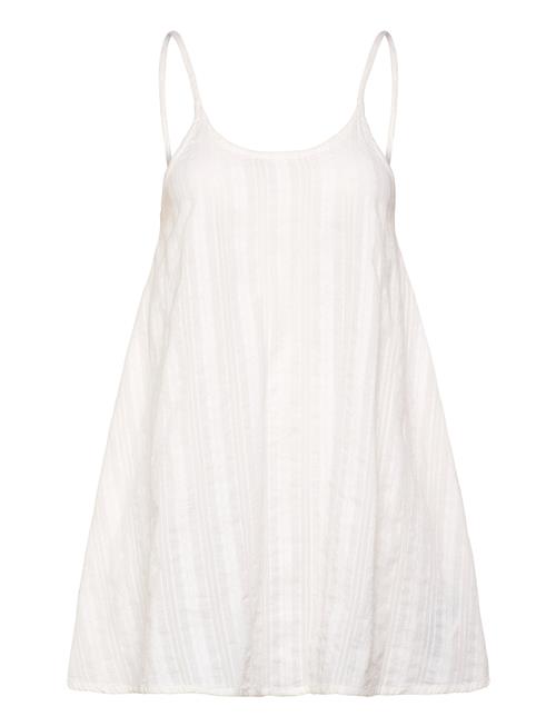 Favorite Summer Roxy White