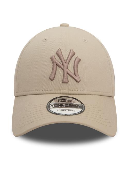 NEW ERA Hætte 'LEAGUE ESS 9FORTY NEYYAN'  nude / taupe
