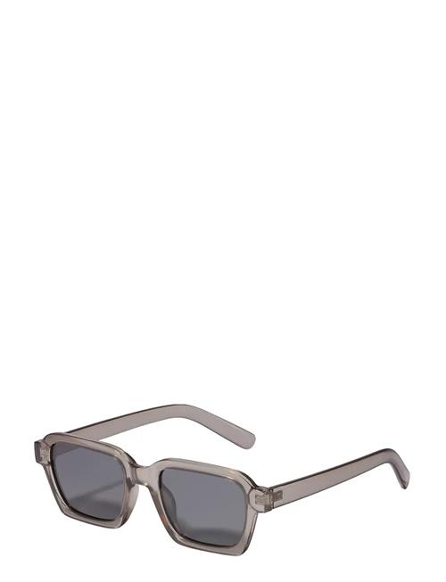 Pilgrim | Annalise Sunglasses Light Grey | ONE SIZE