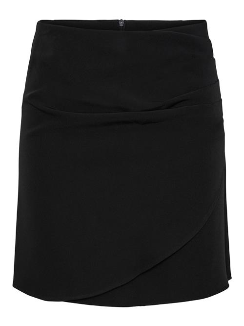 Se PIECES Nederdel 'Nuleje'  sort ved About You