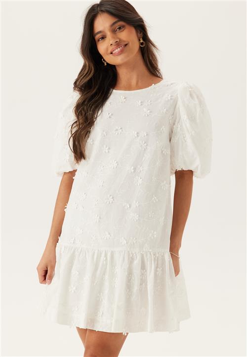 Bubbleroom Occasion 3D Embroidered Puff Sleeve dress