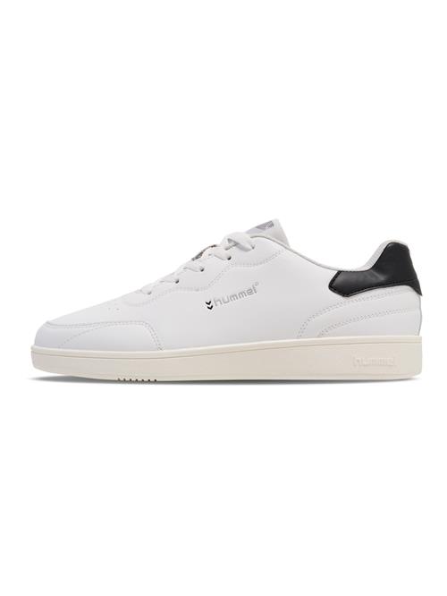 Se Hummel Sneaker low 'MATCH POINT'  sort / hvid hos About You