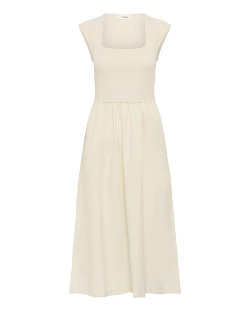 SOAKED IN LUXURY Kjole 'Simone'  beige