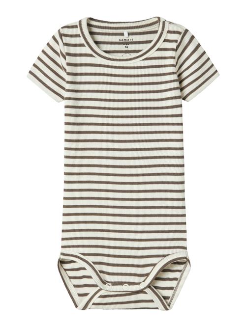 NAME IT Sparkedragt/Body 'NBNBani'  choko / hvid