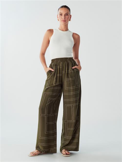 Se Willa Bukser 'Sky'  oliven / hvid hos About You