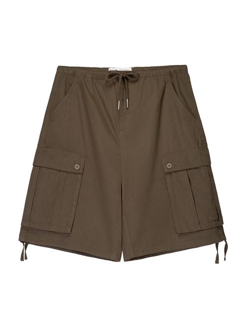 Bershka Cargobukser  mørkebeige