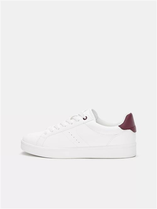 Pull&Bear Sneaker low  choko / hvid