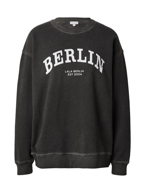 Lala Berlin Sweatshirt 'Berlin'  sort / hvid