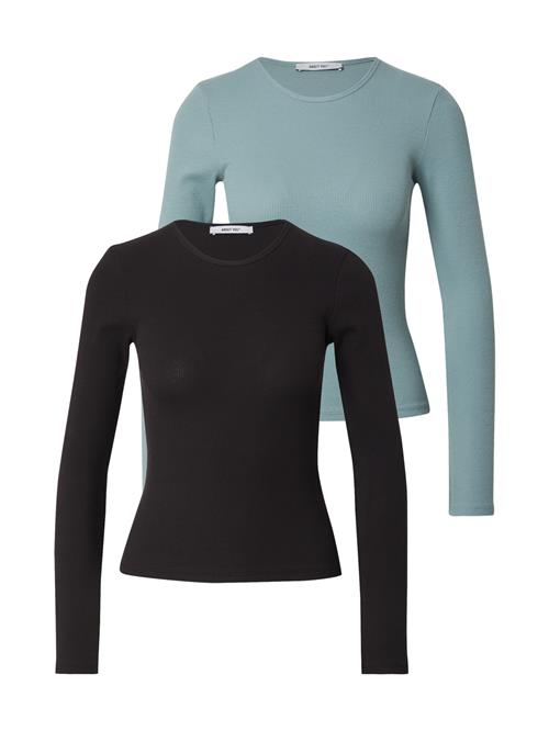 ABOUT YOU Shirts 'Insa'  turkis / sort