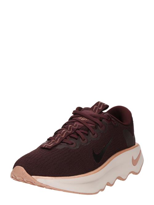 NIKE Sportssko 'Motiva'  burgunder / sort