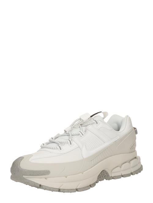Nike Sportswear Sneaker low 'Vomero Roam'  greige / hvid