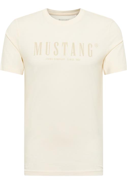 MUSTANG Bluser & t-shirts 'Austin'  creme / hvid