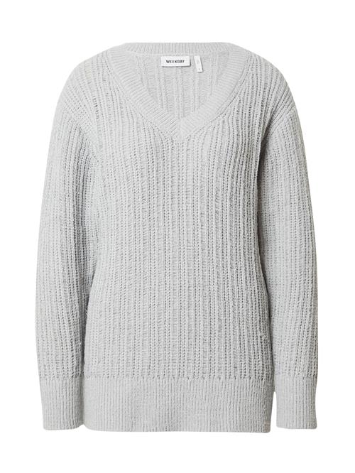 Se WEEKDAY Pullover 'Farila'  lysegrå hos About You