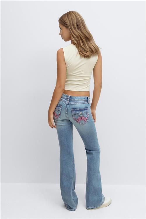 Gina Tricot - Iconic twisted jeans - bootcut jeans - Blå - 158 - Pige