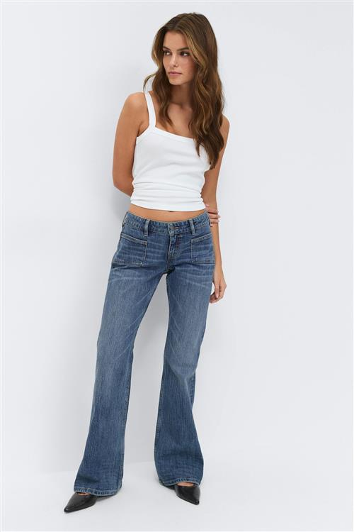 Gina Tricot - Low flare jeans - Low waist jeans - Blå - 32 - Dame