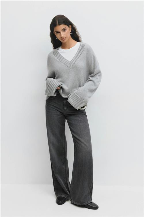 Gina Tricot - V-neck knitted sweater - Striktrøjer - Grå - L - Dame