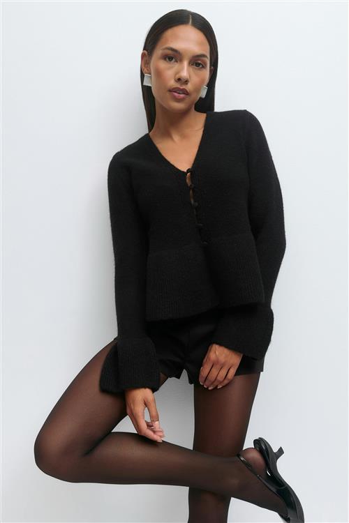 Gina Tricot - Knitted peplum cardigan - Cardigans - Sort - XS - Dame