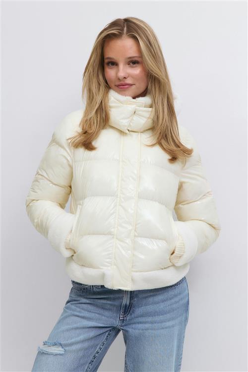 Gina Tricot - Y padded fur jacket - Jakker - Hvid - 158/164 - Pige