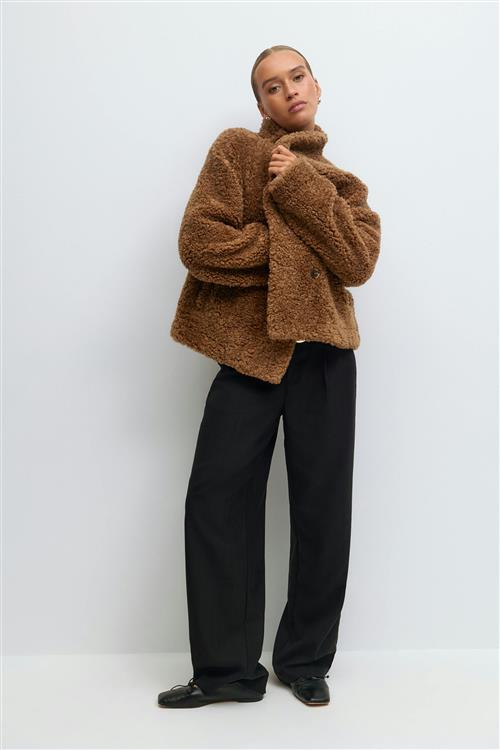 Gina Tricot - Pile jacket - korte frakker - Brun - S - Dame