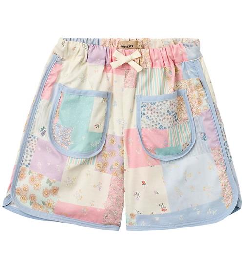 Wheat Shorts - Carrie - Patchwork Flowers