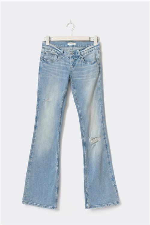 Gina Tricot - Ultra low petite bootcut jeans - ultra low waist - Blå - 42 - Dame