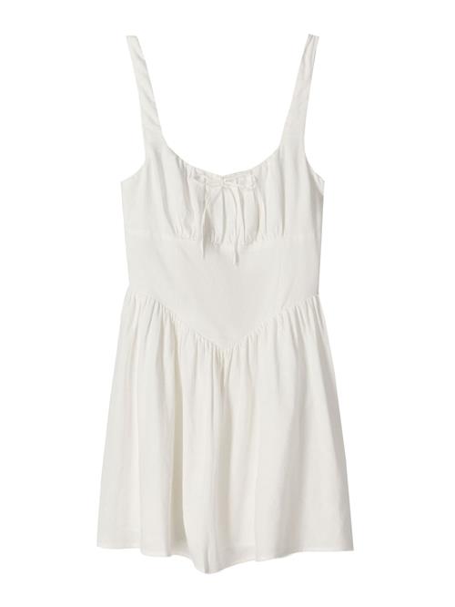 Bershka Sommerkjole 'VESTIDO'  hvid