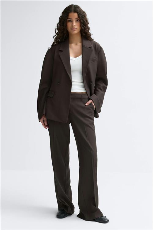 Gina Tricot - Low waist trousers - Habitbukser - Brun - 38 - Dame