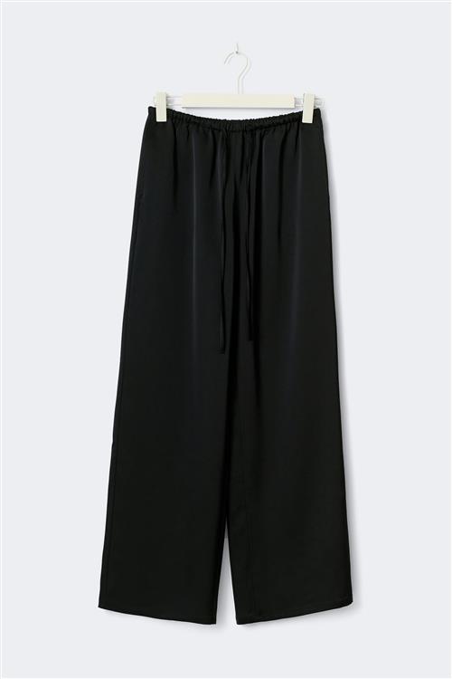 Gina Tricot - Tall drawstring satin trousers - satinbukser - Sort - S - Dame