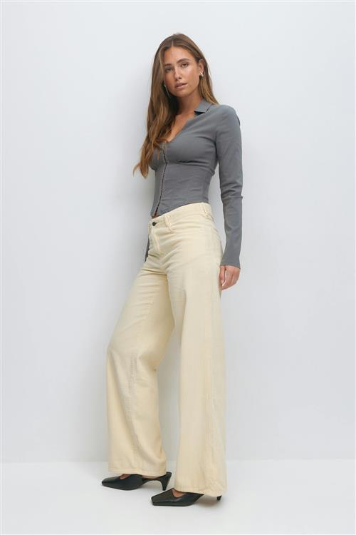 Gina Tricot - Low wide cord jeans - Fløjlsbukser - Gul - 32 - Dame