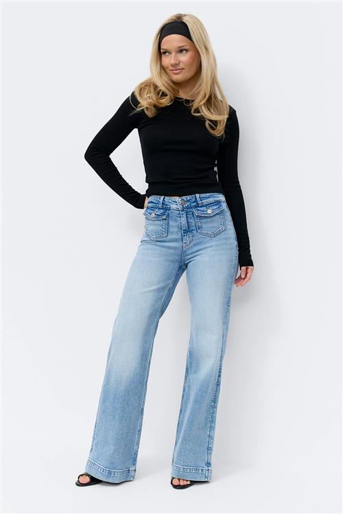 Gina Tricot - Front pocket flare jeans - Flare & bootcut jeans - Blå - 36 - Dame