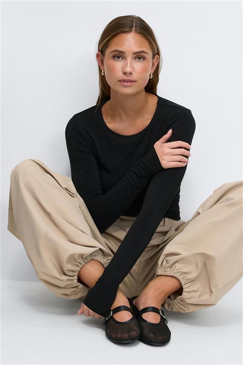 Gina Tricot - Slim fit long sleeve top - Langærmede toppe - Sort - S - Dame